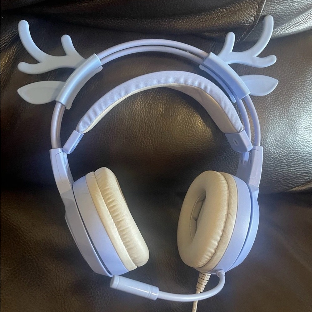 Light Blue Wired Over-Ear Headset w/ Boom‎ Mic, USB & 3.5mm, Antler Design